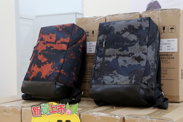 定制电脑双肩包,电脑双肩包厂,箱包定制,家用双肩包厂家,中山背包定做logo